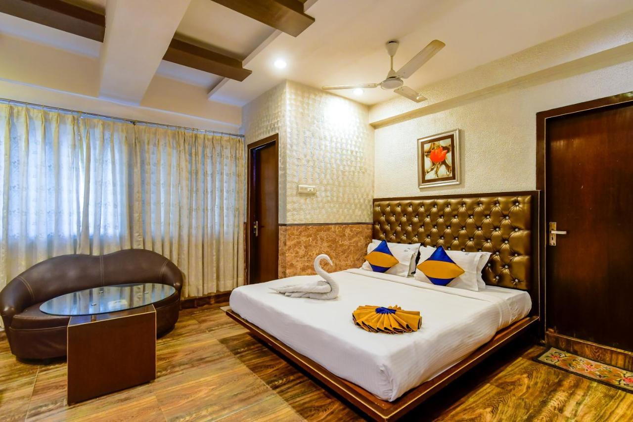 Hotel N S International Kalküta Dış mekan fotoğraf
