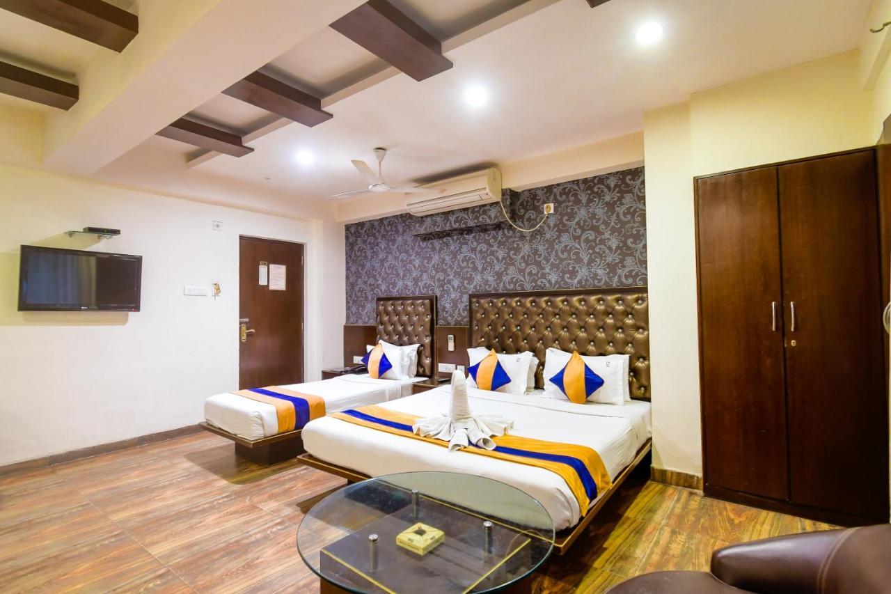 Hotel N S International Kalküta Dış mekan fotoğraf