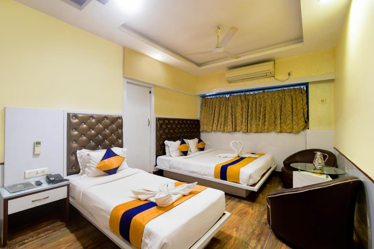 Hotel N S International Kalküta Dış mekan fotoğraf