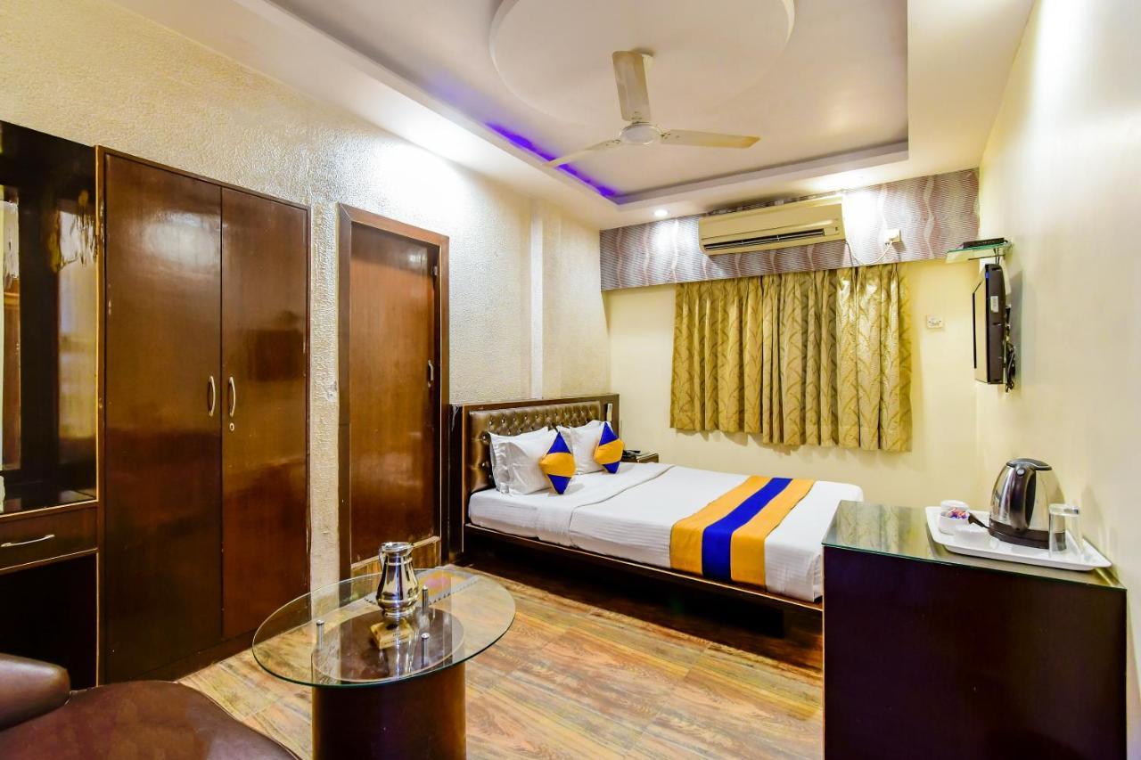 Hotel N S International Kalküta Dış mekan fotoğraf